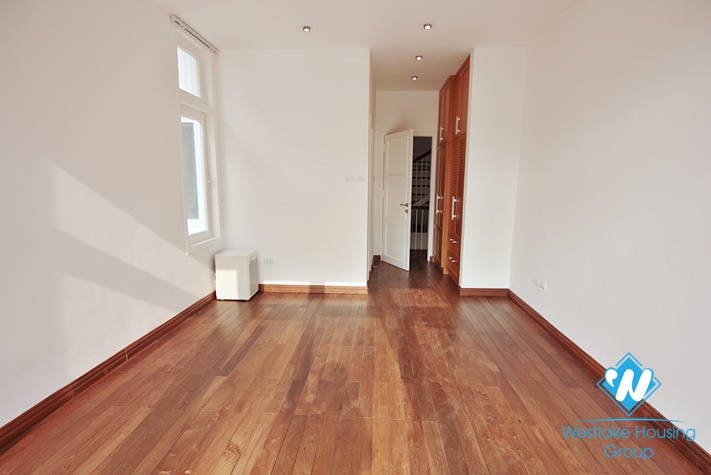 Mordern beautiful house with a super lovey backyard for rent in Tay Ho, Hanoi